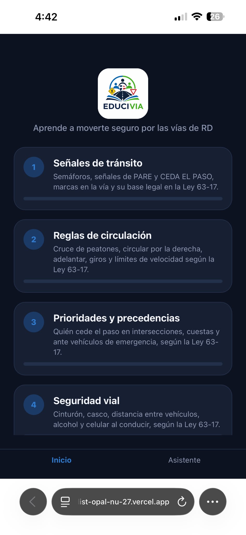 Pantalla principal de la app Educivia con módulos de aprendizaje